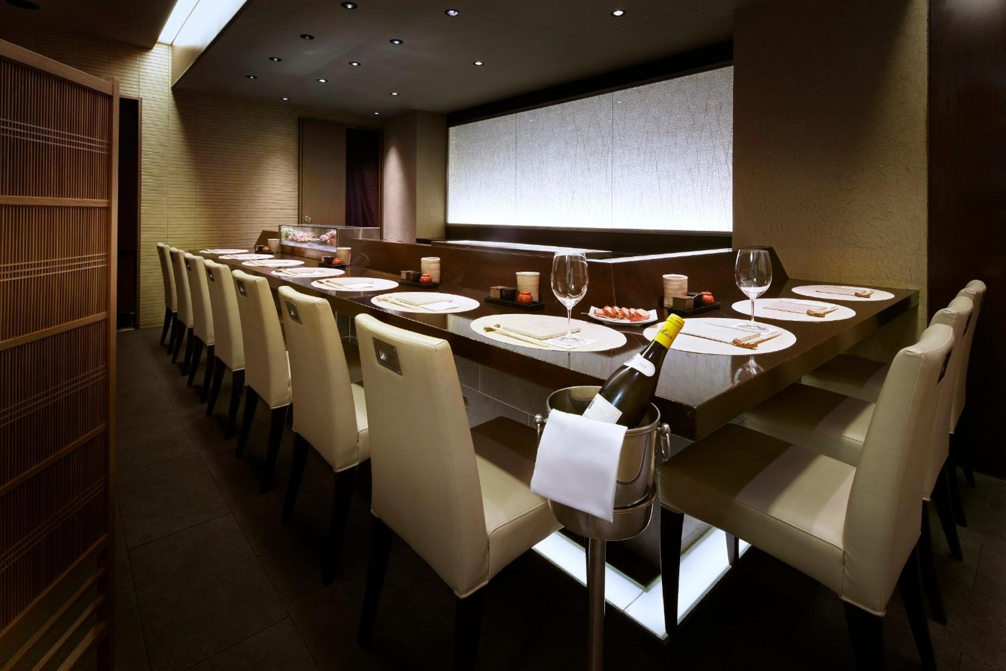 The Tokyo Station Hotel Exteriér fotografie Interior of a restaurant